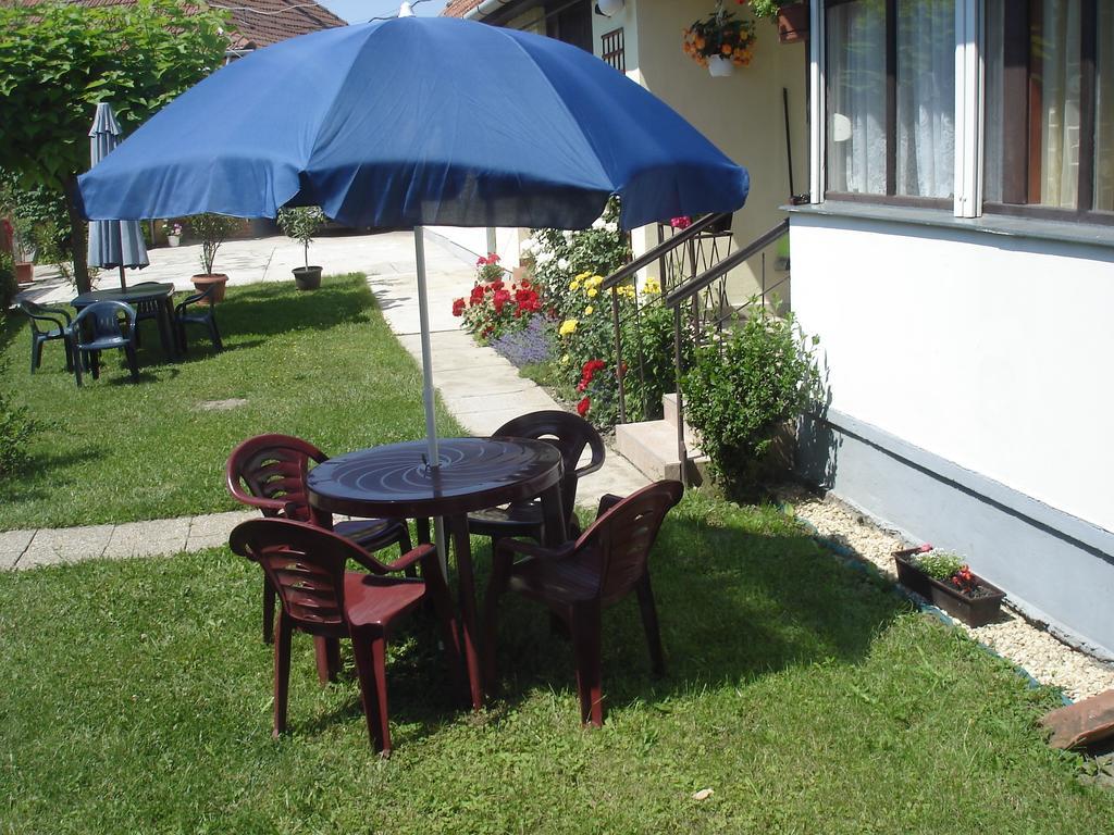 Liza Apartman Gyula Quarto foto